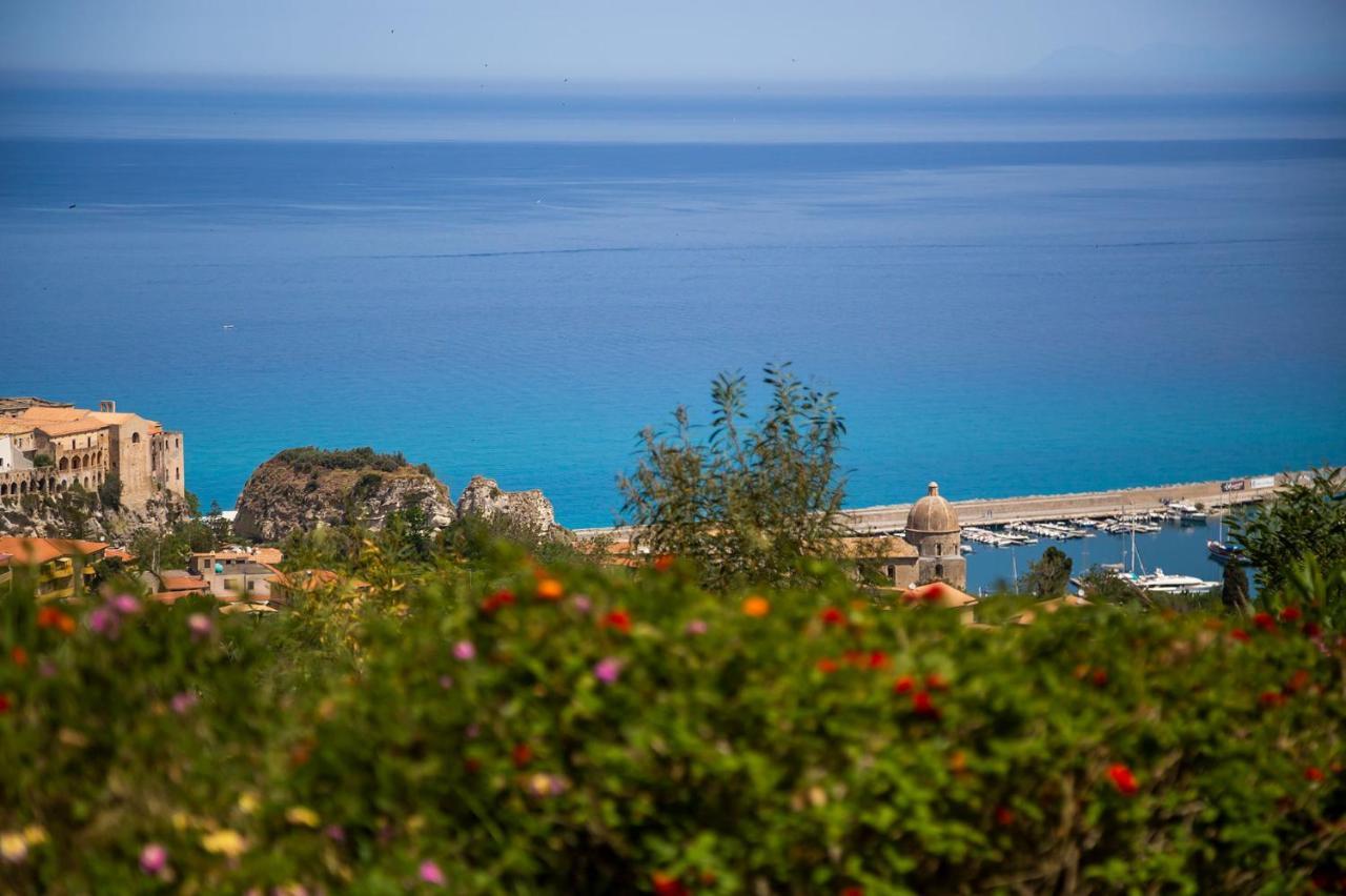 Solmaris Tropea Rooms & Suites Экстерьер фото